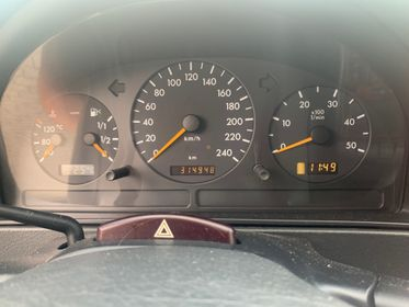 Mercedes -Benz  ML 270 CDI / 2.7L L5 DOHC 20V AWD/ 2004  (12)