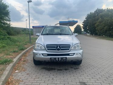 Mercedes -Benz  ML 270 CDI / 2.7L L5 DOHC 20V AWD/ 2004  (7)