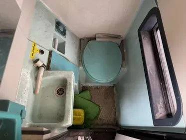 NEOPLAN N316 / 1999  (18)