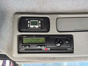 Mercedes-Benz AXOR 2540 L 6x2 / 2012 / 84 020 km (27)