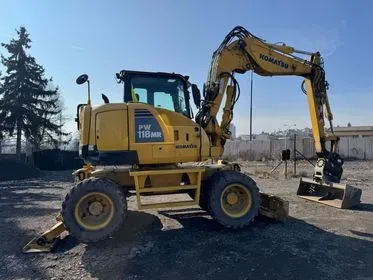 KOMATSU PW 118 MR-8 / 2017 / 5 611 m/h (3)
