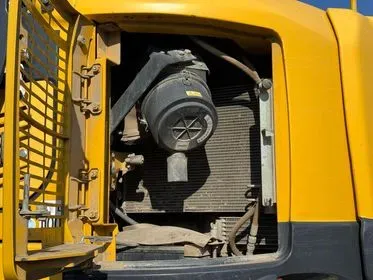 KOMATSU PW 118 MR-8 / 2017 / 5 611 m/h (17)