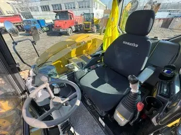 KOMATSU PW 118 MR-8 / 2017 / 5 611 m/h (12)