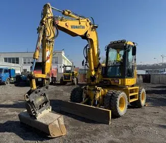 KOMATSU PW 118 MR-8 / 2017 / 5 611 m/h (1)