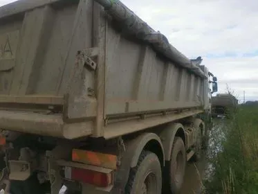 Scania G420 CB8x4 / 2010 / 301 210 km (3)