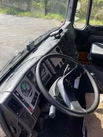 MAN ME 14.280 / 2005 / 79 500 km (6)