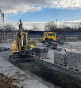 KOMATSU PC35R / 2002 / 6 566 m/h (2)