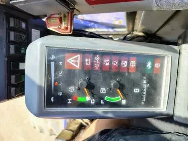 Takeuchi TB175W / 2007 / 12 900 m/h (12)