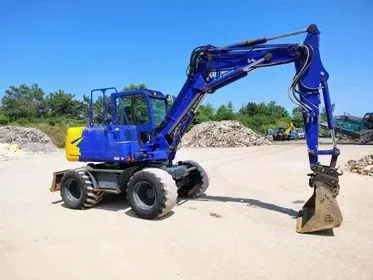Takeuchi TB175W / 2007 / 12 900 m/h (3)