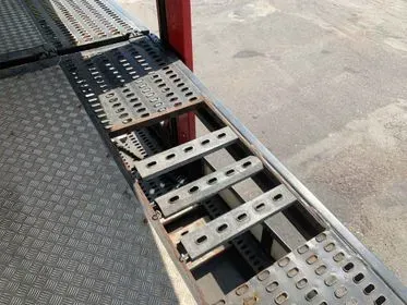 Lohr SRT 04/ 2004/ Enclosed Car Transporter Trailer (33)
