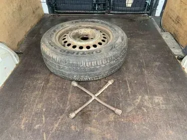 Ford Transit Connect 230 L/ 2008/ 310581 KM  (40)