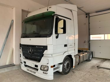 Mercedes Benz Actros 1844 (1)