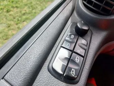 Mercedes-Benz ATEGO 1222 L / 2011 / 600 000 km (24)