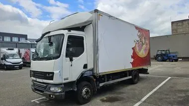 DAF LF 45.220 PODVOZEK BEZ NASTAVBY / 2003 / 893 000 km (1)