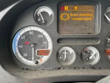 DAF 105.460 T / 2010 / 758 400 km (16)