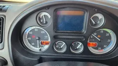 DAF LF 45.220 / 2012 / 915 000 km (17)