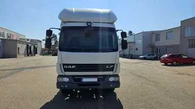 DAF LF 45.220 / 2012 / 915 000 km (2)