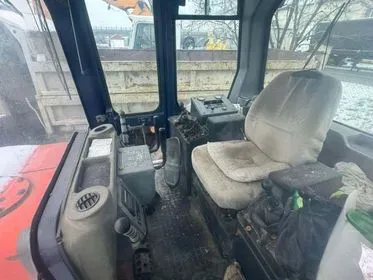 HANOMAG D 680 E / 2002 /  19 110 m/h (12)