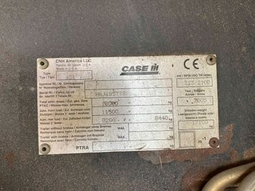 CASE AFX 8010 Combine Harvester / 2005  (82)