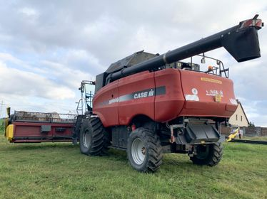 CASE AFX 8010 Combine Harvester / 2005  (13)