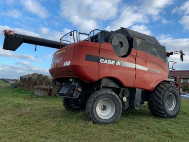 CASE AFX 8010 Combine Harvester / 2005  (6)