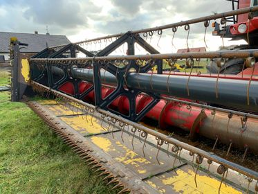 CASE AFX 8010 Combine Harvester / 2005  (19)