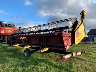 CASE AFX 8010 Combine Harvester / 2005  (21)