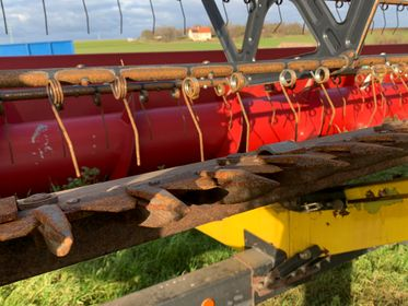 CASE AFX 8010 Combine Harvester / 2005  (34)