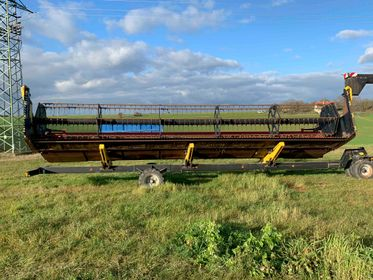 CASE AFX 8010 Combine Harvester / 2005  (35)