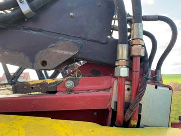 CASE AFX 8010 Combine Harvester / 2005  (26)