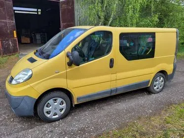 RENAULT TRAFIC / 2010 / 231 465 km (8)