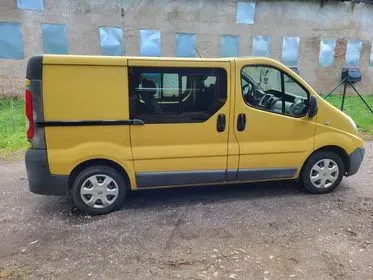 RENAULT TRAFIC / 2010 / 231 465 km (4)