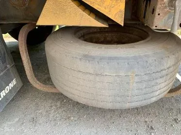 Krone SD /2011/ curtain side semi trailer (28)