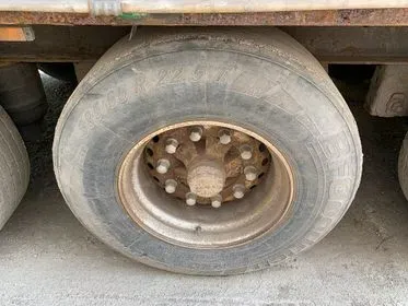 Krone SD /2011/ curtain side semi trailer (35)