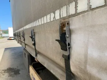 Krone SD /2011/ curtain side semi trailer (43)