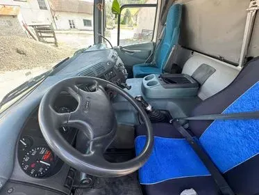 DAF FAT CF85.430 / 2005 / 683 200 km (14)