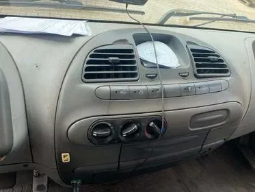 AVIA D75 / 2005 / 205 200 km (17)