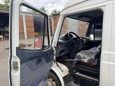 LDV CONVOY VH4 6L FT / 2000 / 193 000 km (18)