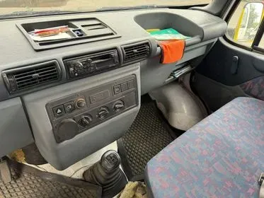 LDV CONVOY VH4 6L FT / 2000 / 193 000 km (11)