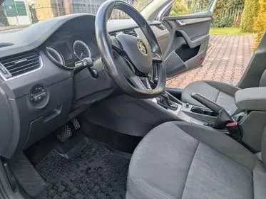 Škoda Octavia / 2018 / 205 303 km (12)