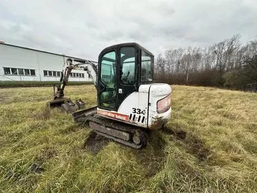 BOBCAT 334 / 2005 / 10 200 m/h (3)