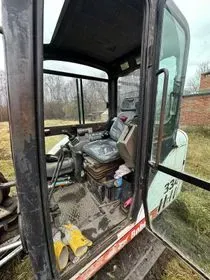 BOBCAT 334 / 2005 / 10 200 m/h (6)