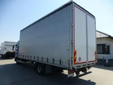 MAN TGL 12.250 / 2015 / 519 000 km (4)