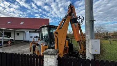 CASE 590 Super R / 2008 / 18 000 m/h (4)