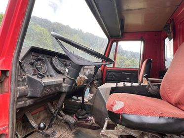 Tatra 815 three-way tipper (5)