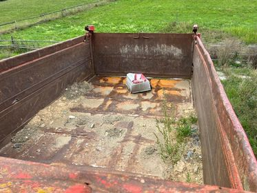 Tatra 815 three-way tipper (8)