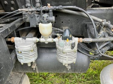 Tatra 815 three-way tipper (9)