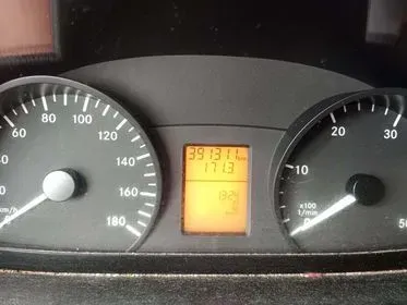 Mercedes-Benz Sprinter / 2012 / 391 500 km (8)