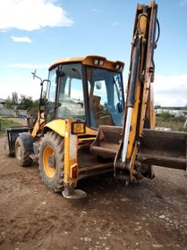 JCB 3CX SM 4T / 2009 / 14.908 H (4)