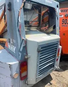 Locust 752 / 2002 / 6844 m/h (5)